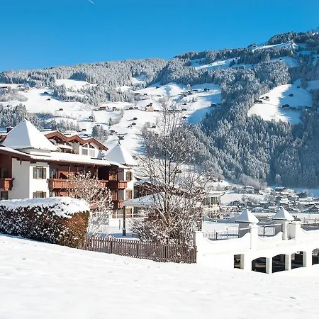 Alpenblick Zillertal Hotel 4*
