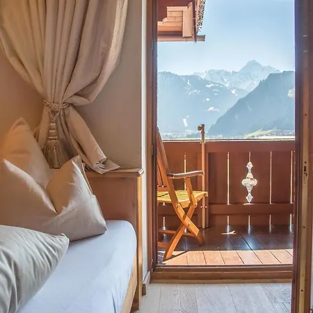 Romantik Alpenblick Ferienschlössl Hotel Hippach