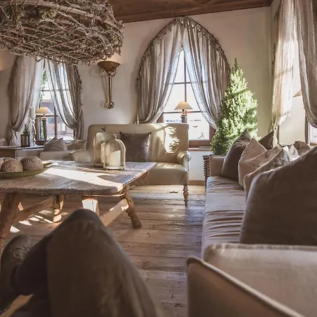 Hotel Romantik Alpenblick Ferienschlössl 4*