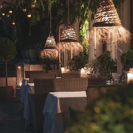 Romantik Alpenblick Ferienschlössl 4* Hippach