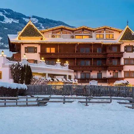 Hotel Romantik Alpenblick Ferienschlössl 4*